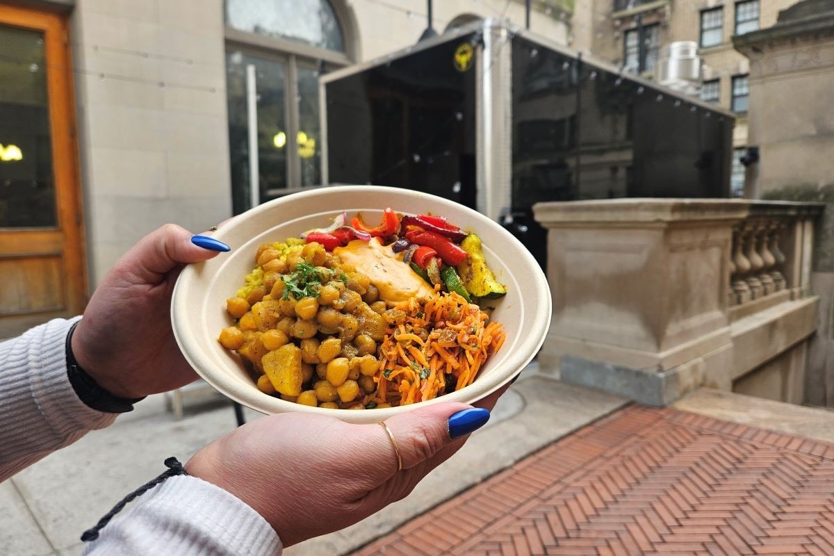 chickpea bowl from Johnny's food truck