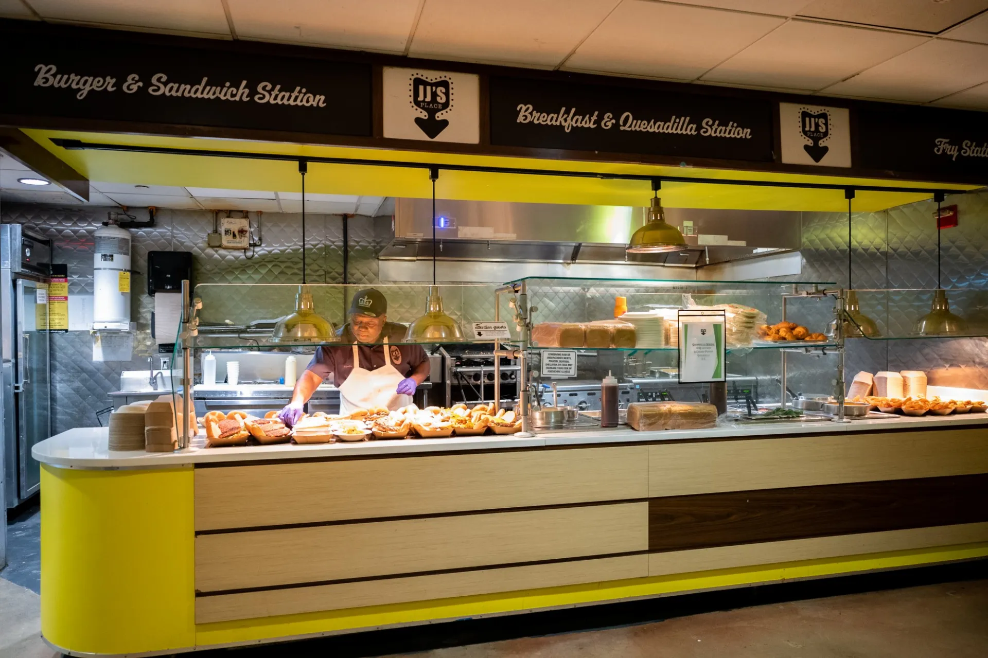 JJ's Place grill station