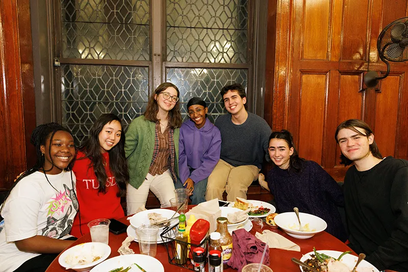A group of students eating in John Jay